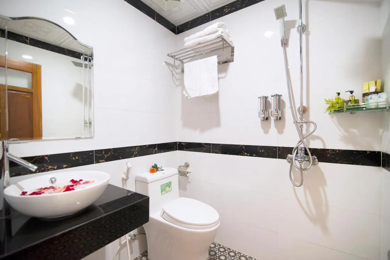 Charming Danang Hotel-203 Nguyen Van Thoai