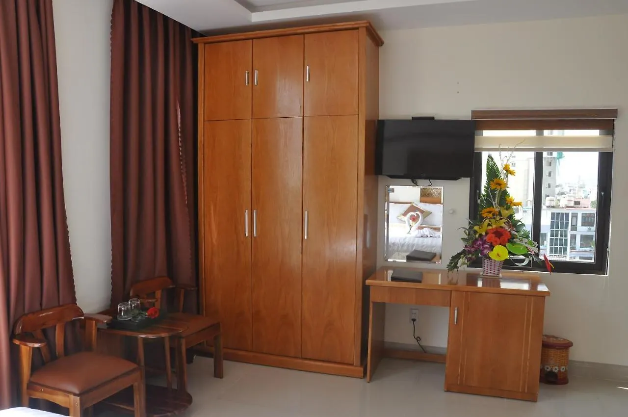 Charming Danang Hotel-203 Nguyen Van Thoai Hotel